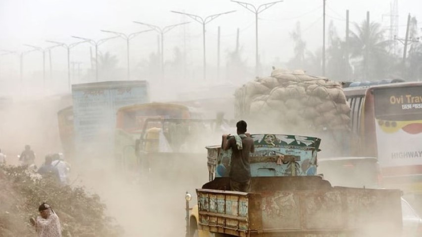 বিশ্বের সবচেয়ে দূষিত শহরের তালিকায় ঢাকা চতুর্থ, শীর্ষে লাহোর